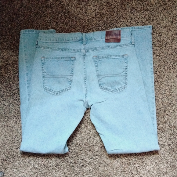 Hollister Slim straight distressed jeans - Picture 4 of 7